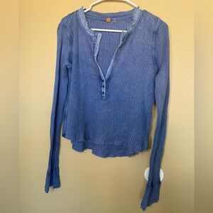 Free People Blue Tone Henley size Large